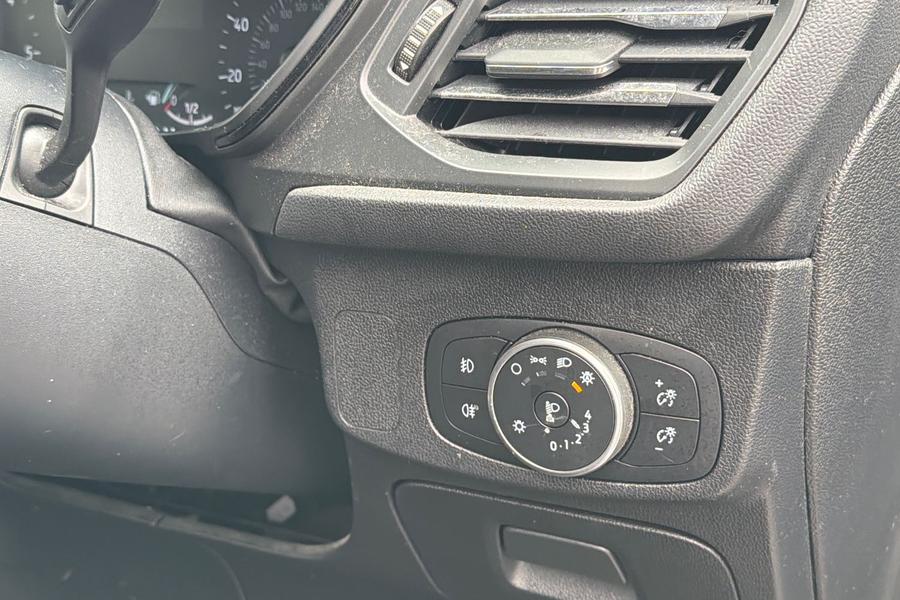 Ford FOCUS Photo autoimg-3b78511fdb41117c7186c403bd655826215d7d63.jpg