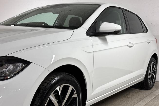 VOLKSWAGEN Polo Photo 30