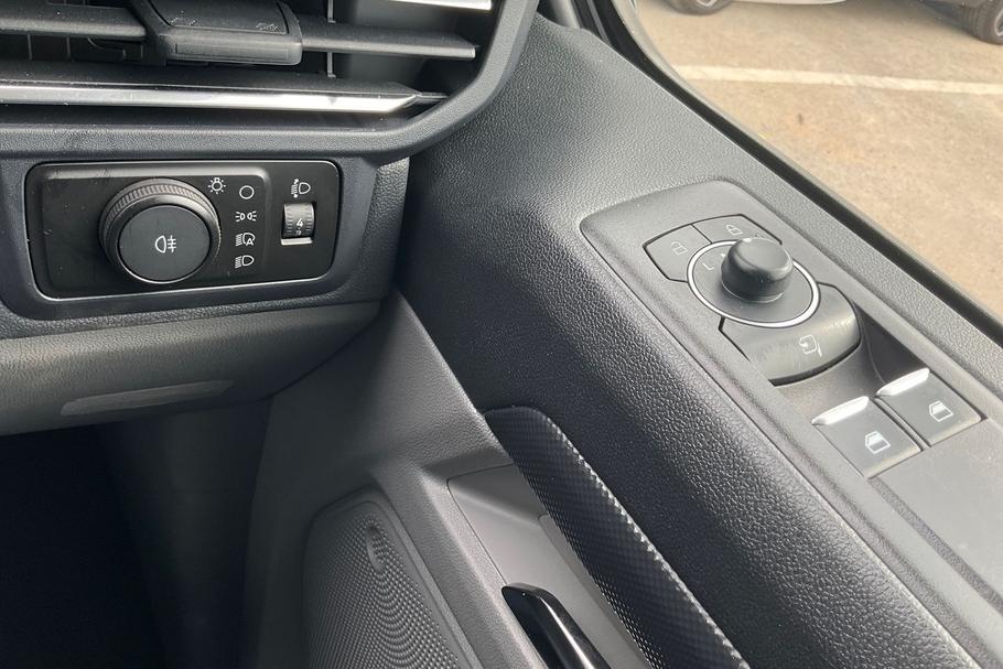 Used Ford TRANSIT CUSTOM WR75UYE 25