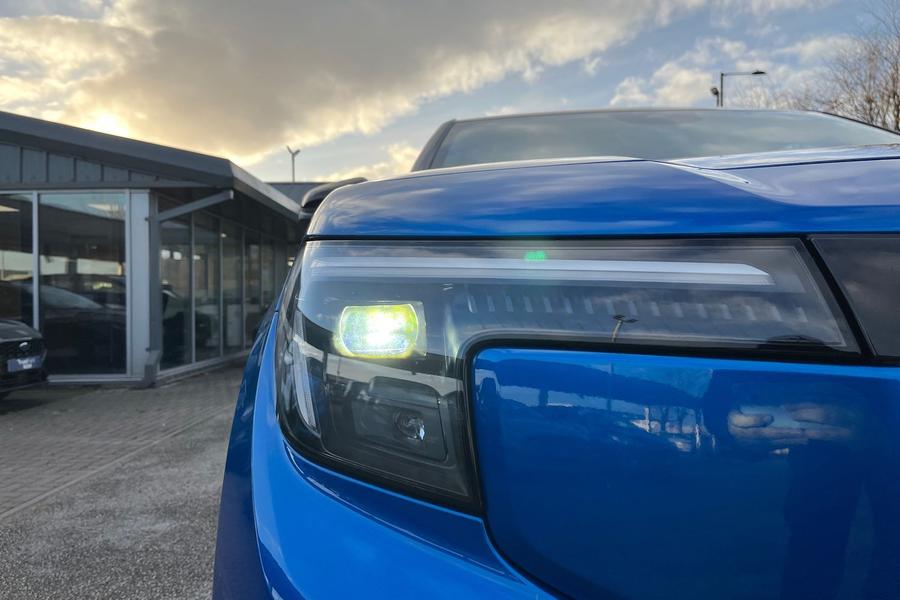 Ford Explorer Photo autoimg-3b7fa55dac35b06c04b2d689a675b068f9a7f06b.jpg