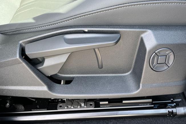 AUDI  Q3 SUV Photo 48