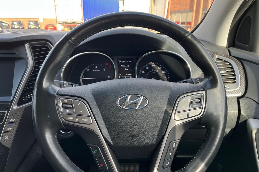 Hyundai Santa Fe Photo autoimg-3b80d6622cca6d19b7157cdc77c62477eeaa6815.jpg