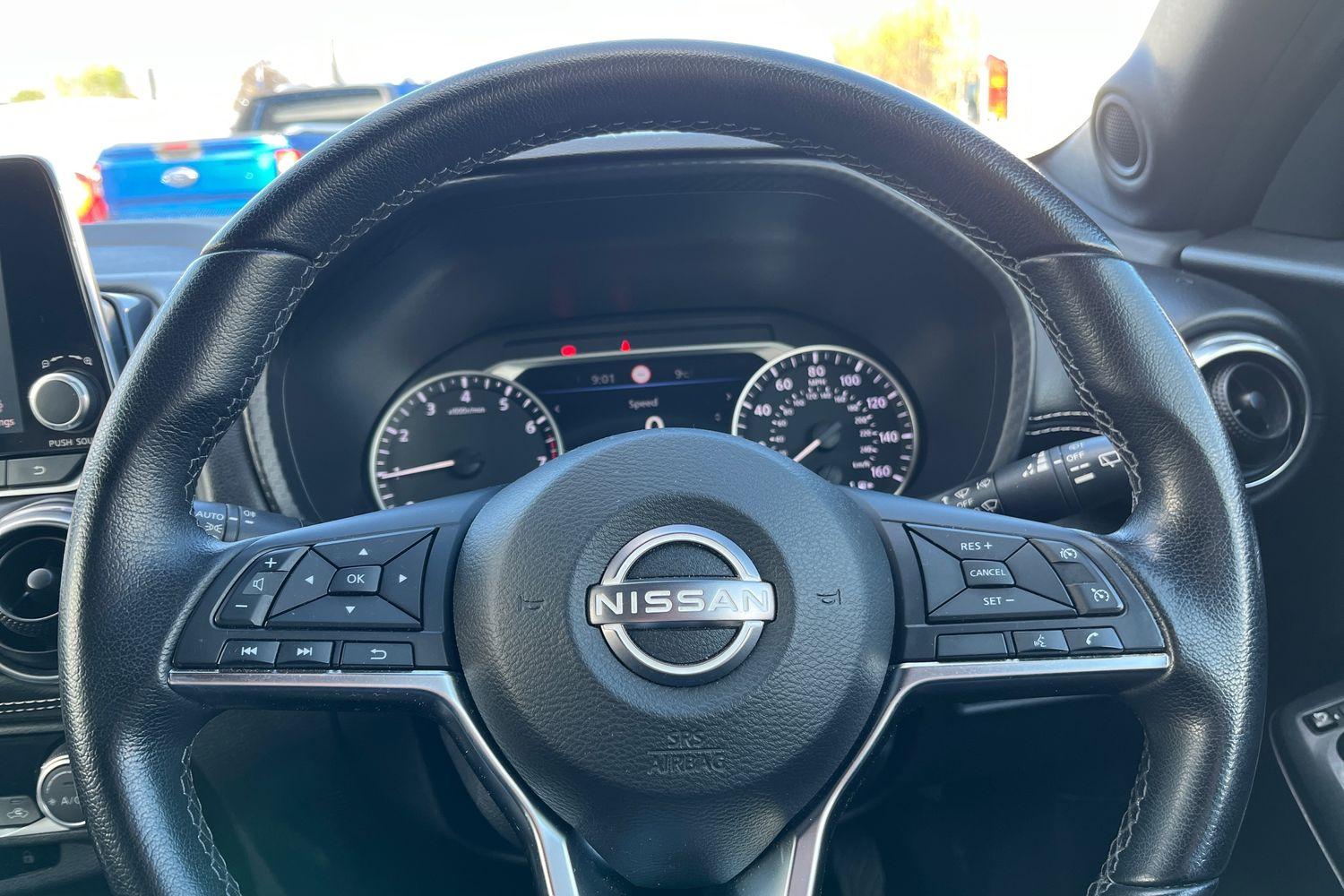 Nissan JUKE Photo 11