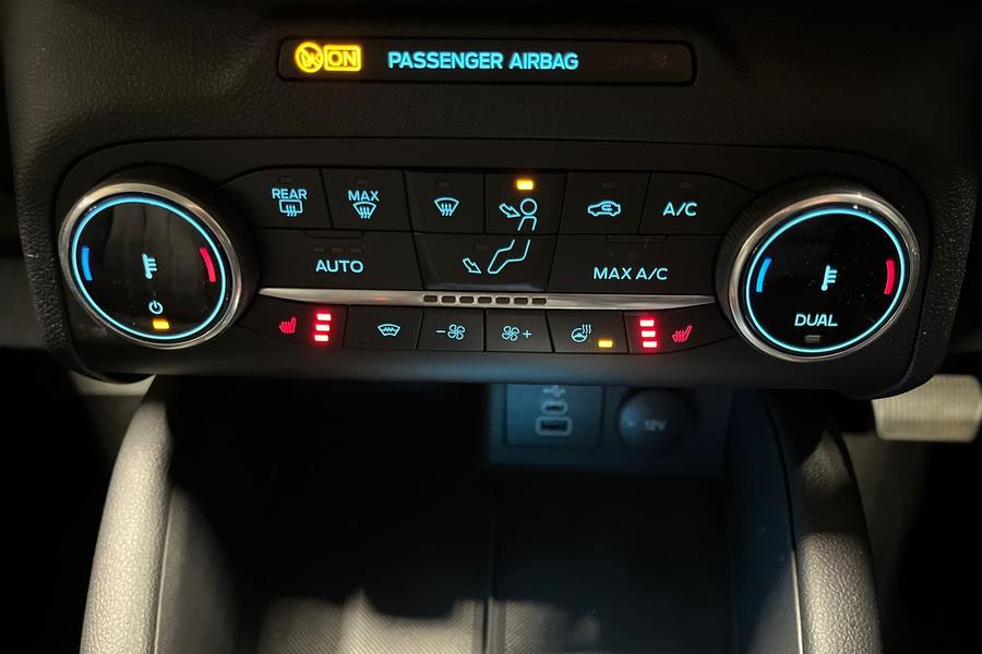 Ford KUGA Photo autoimg-3b874af9aef9be972ec3caf3aa52726cce5709ea.jpg