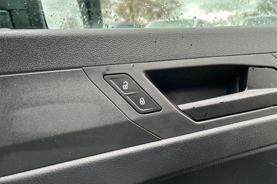 Used Ford TRANSIT CONNECT FM25NTE 29