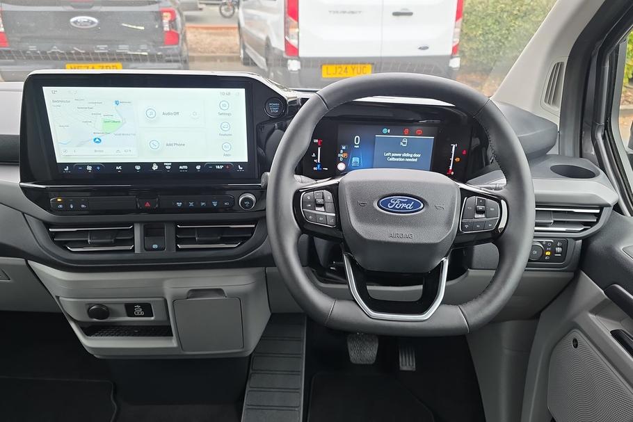 Used Ford TOURNEO CUSTOM 10