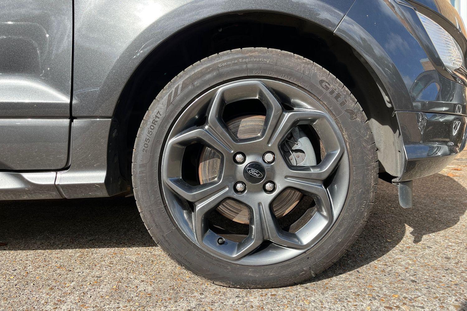 Ford ECOSPORT Photo 7