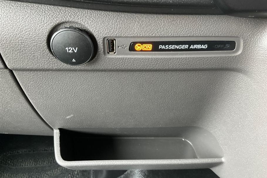 Used FORD TRANSIT WR72CVM 31