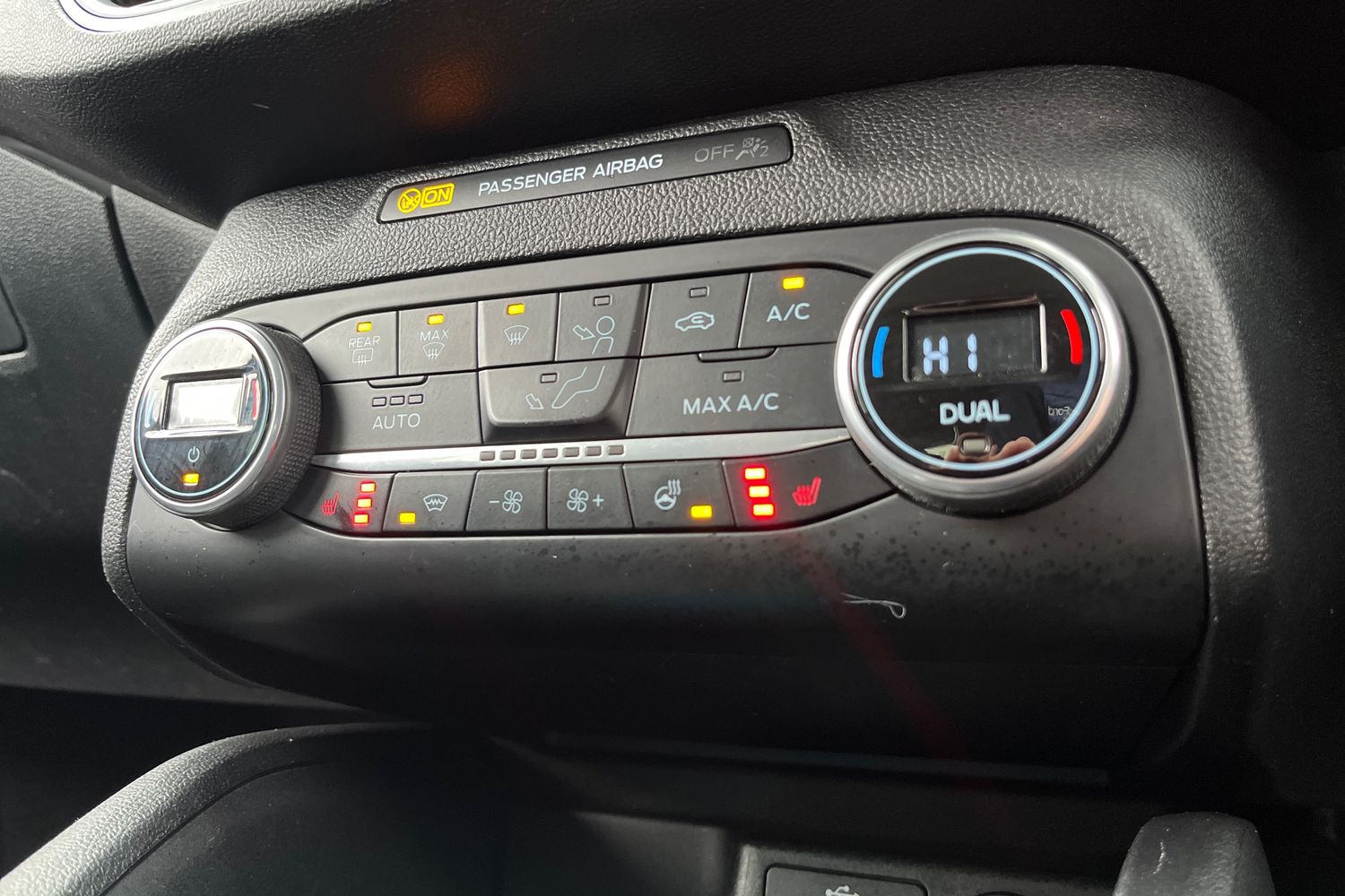 Ford FOCUS Photo 31
