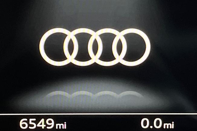 AUDI Q2 Photo 15