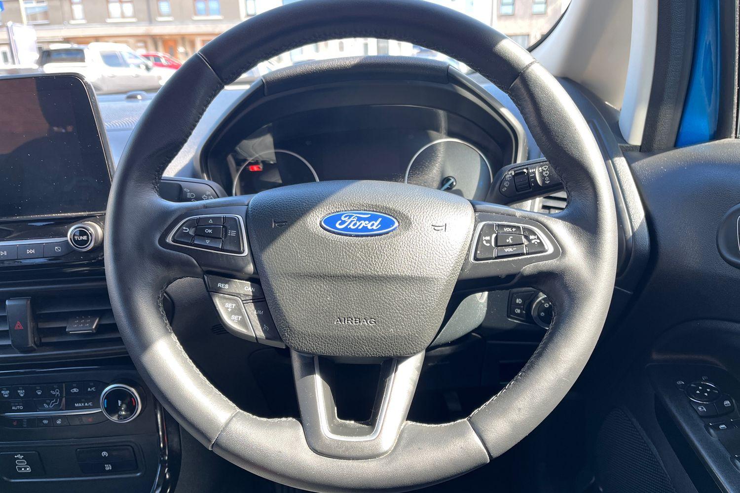 Ford ECOSPORT Photo 11