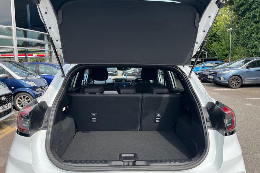 Ford PUMA Photo autoimg-3b9d81b94a802de97fcd44e9aae3f8f555410864.jpg