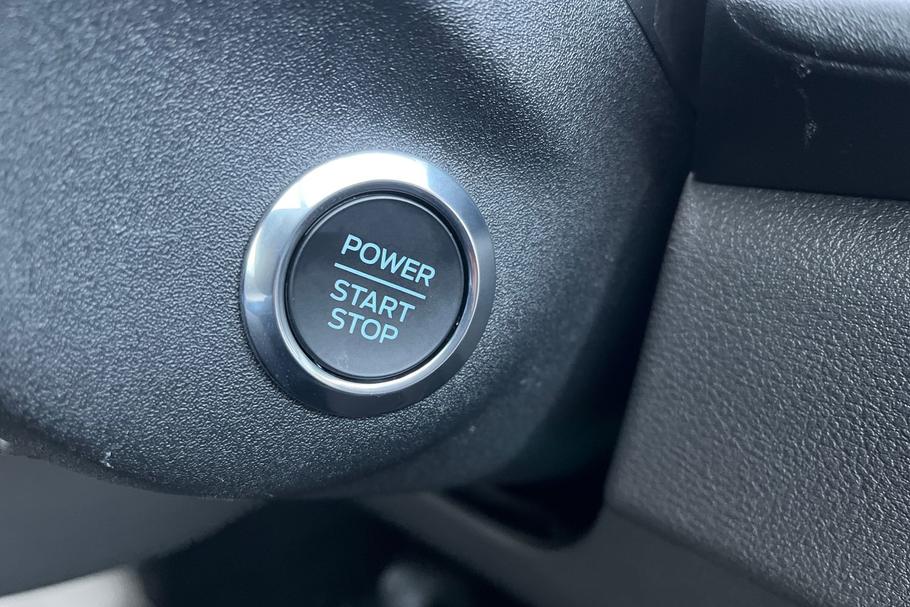 Used FORD E-TRANSIT LF25RRT 18