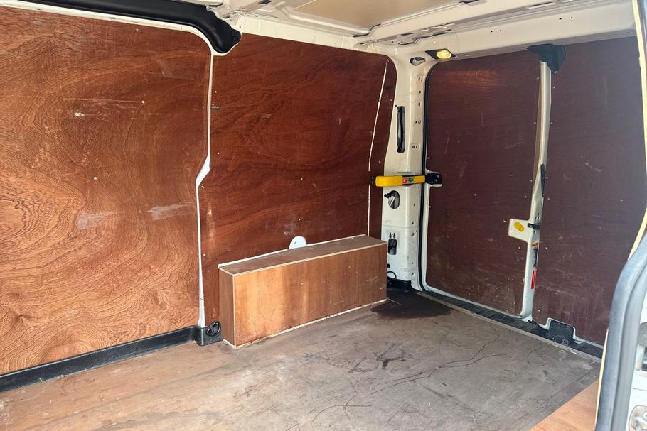 Used FORD TRANSIT CUSTOM BK22URF 4