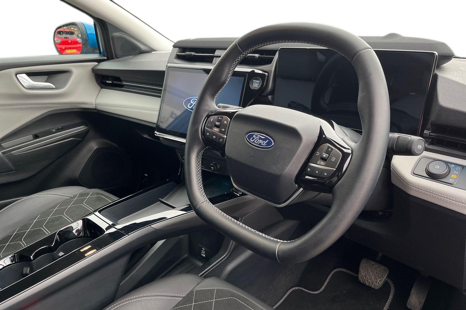 Ford PUMA GEN-E Photo 8