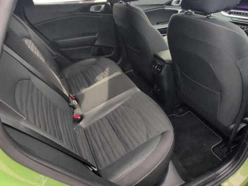 Kia XCEED Photo autoimg-3ba22cafb3a5e1b8900ab95bc16887b2e3ba2ffe.jpg