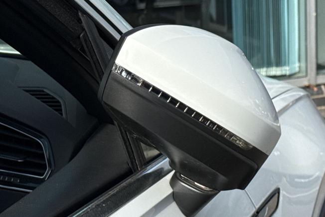 VOLKSWAGEN TIGUAN Photo 48