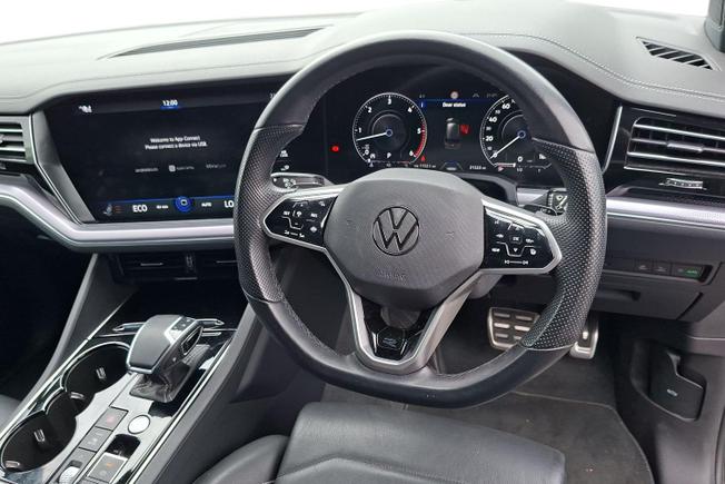 Volkswagen Touareg Photo 11