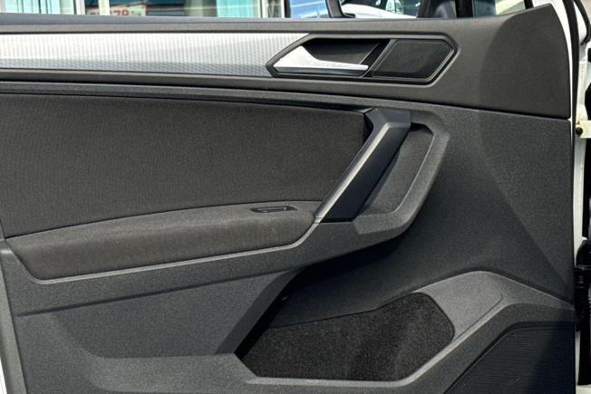 VOLKSWAGEN Tiguan Photo 48