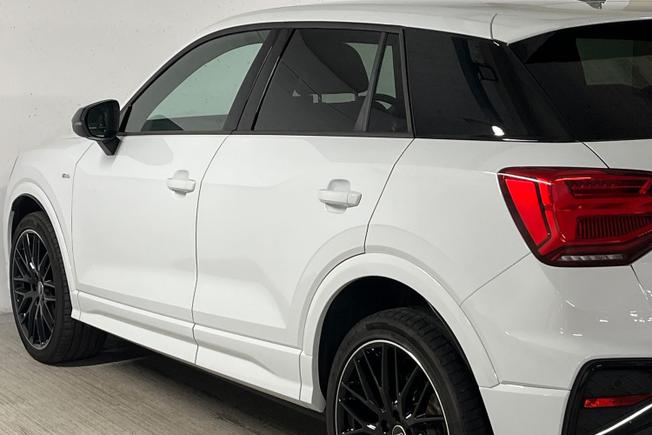 AUDI Q2 Photo 26