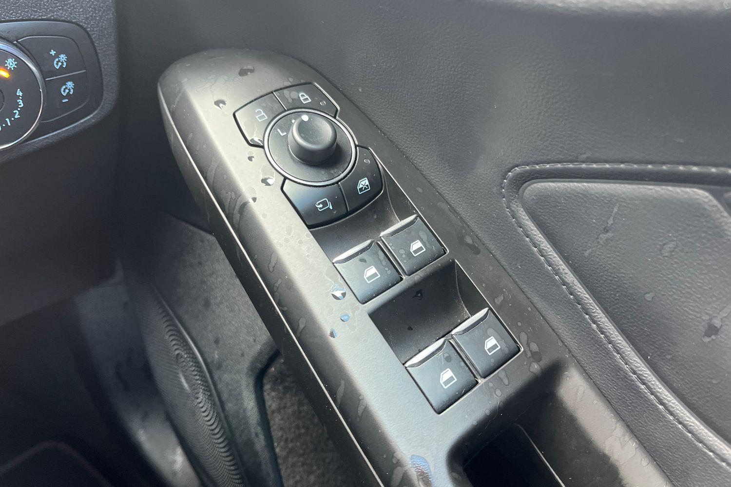 Ford FOCUS Photo 15