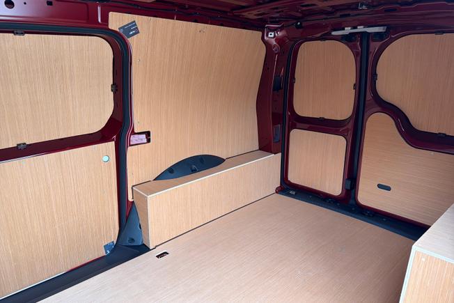VOLKSWAGEN Caddy Maxi Photo 9