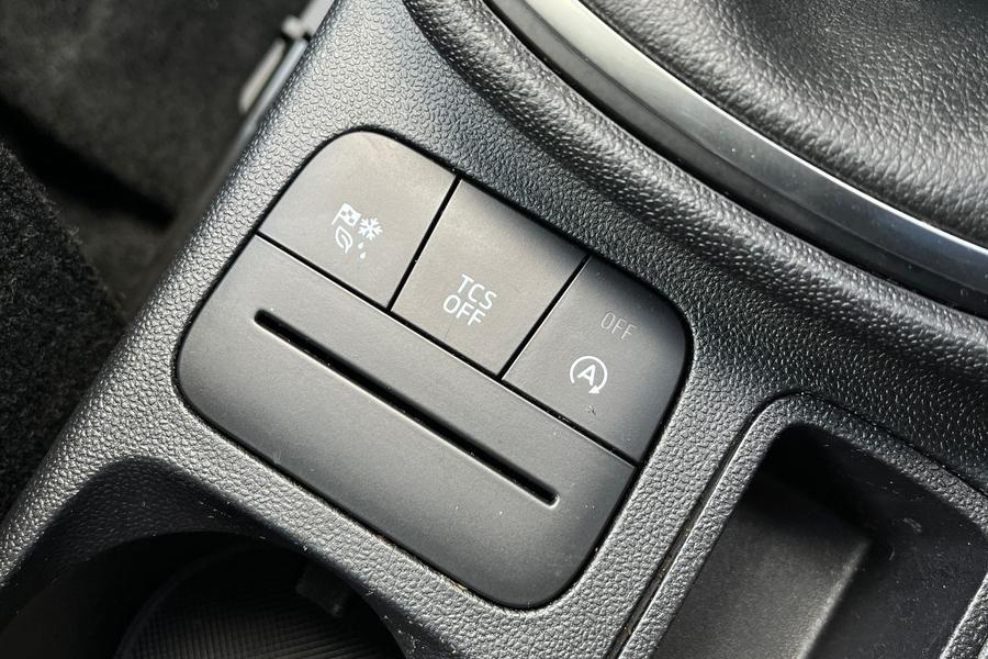 Ford Fiesta Photo autoimg-3badee245a503f1cce0bd9bdc98d393b7a3752fc.jpg