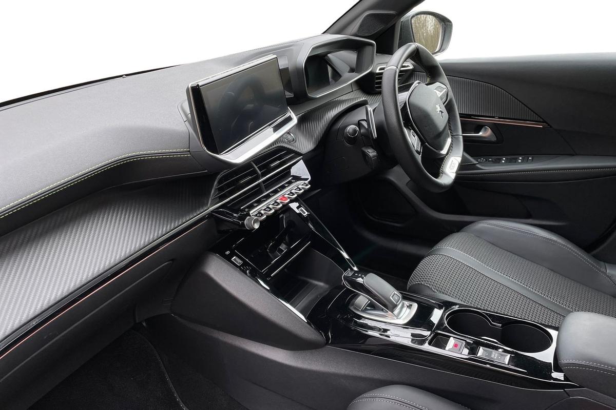 Interior design and technology – Peugeot 208 - Just Auto