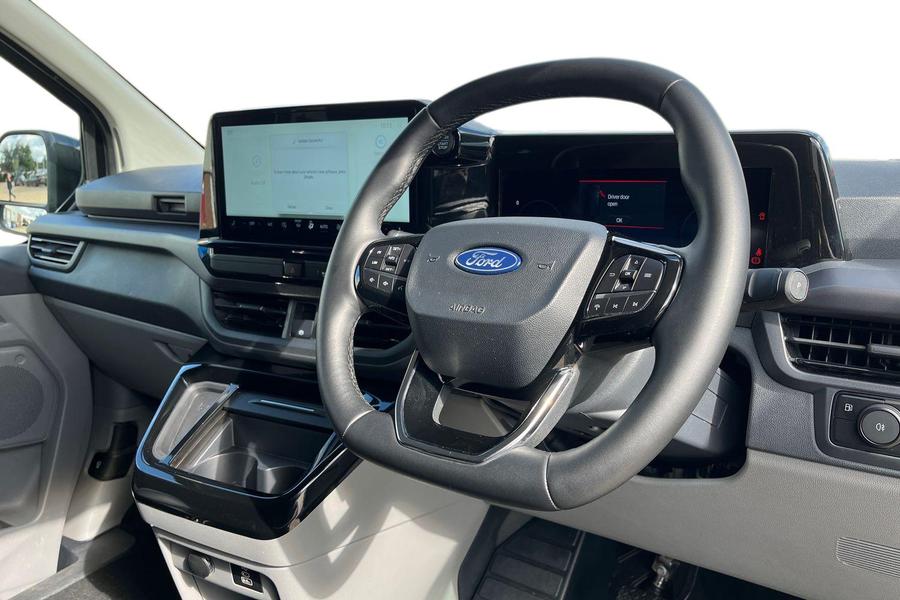 Ford TRANSIT CUSTOM Photo autoimg-3bb17fd4a42de52b1982c70e3cf633ea54853f5e.jpg