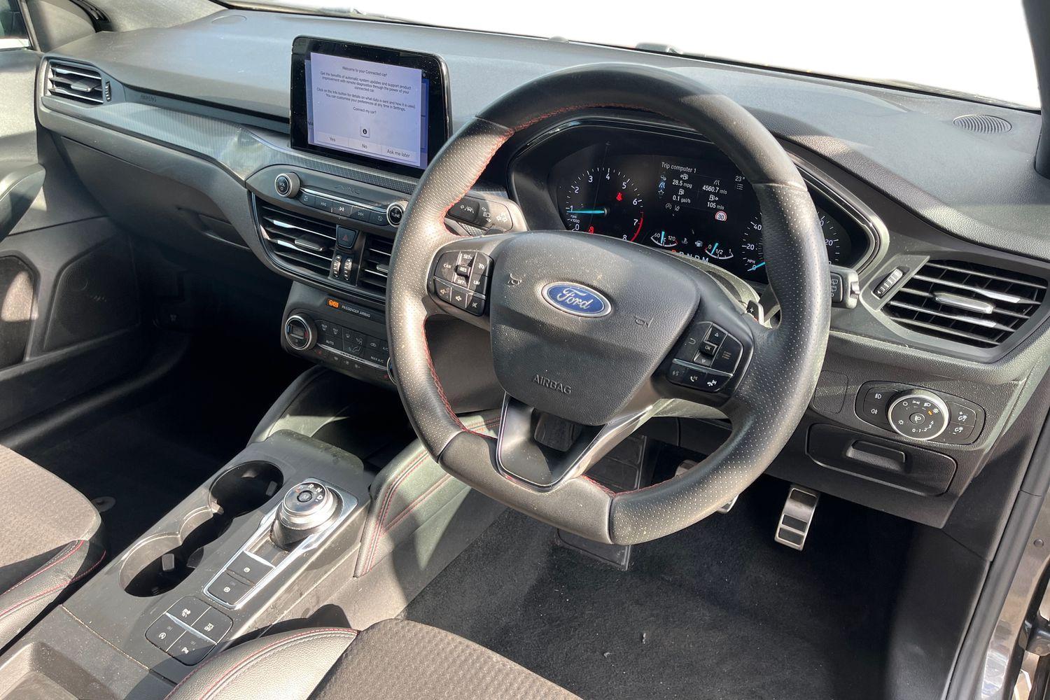 Ford FOCUS Photo 8