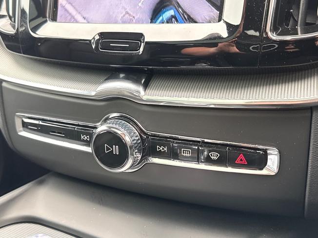 VOLVO XC60 Photo 14