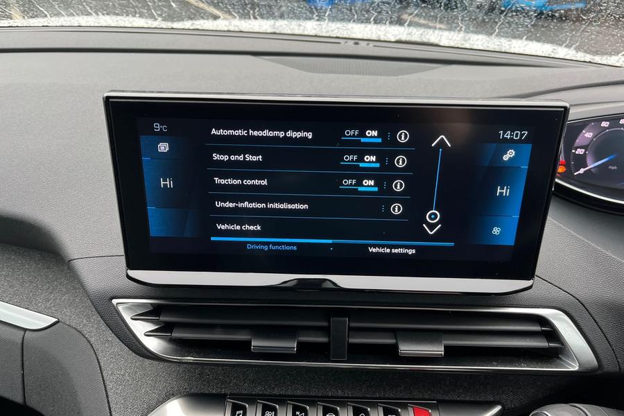 Peugeot 3008 Photo autoimg-3bb522a3e00b6ed8fba7f6a27d293e15e982ec60.jpg