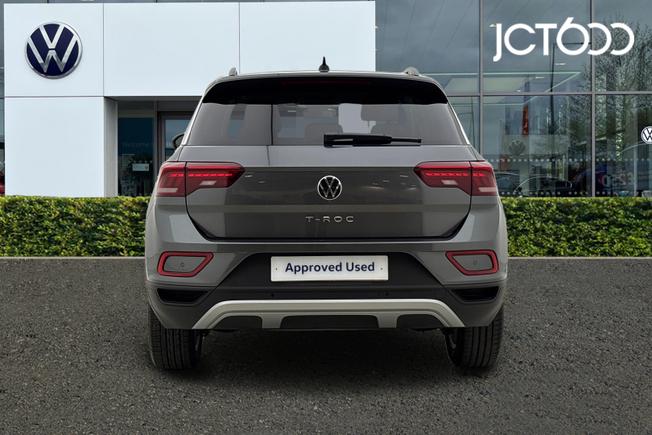 VOLKSWAGEN T-Roc Photo 7