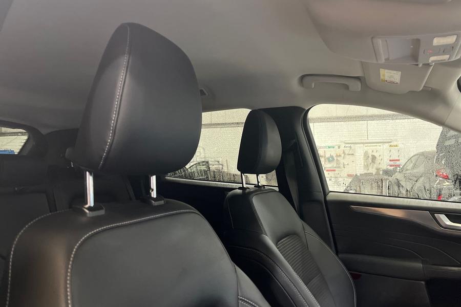 Ford KUGA Photo autoimg-3bb77b2f3576de86c84ba5beb526e95be963a1e7.jpg