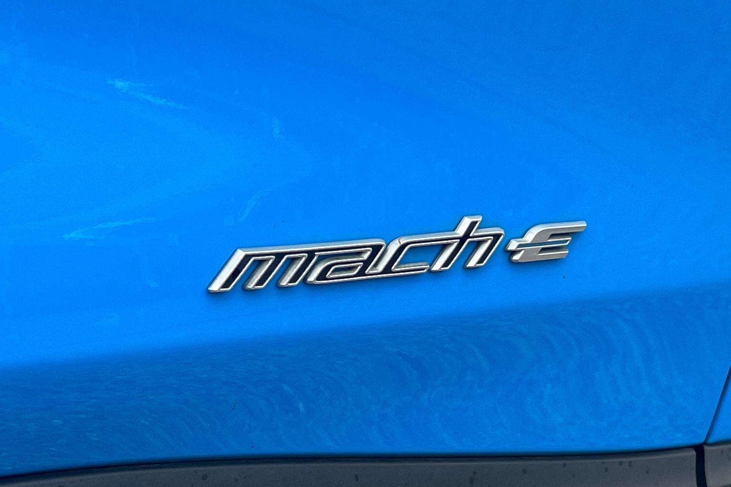 Ford MUSTANG MACH-E Photo 37