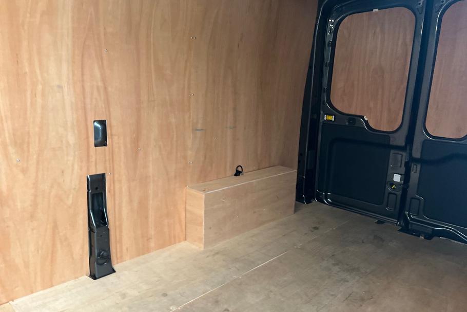 Used FORD TRANSIT WR75JCZ 4