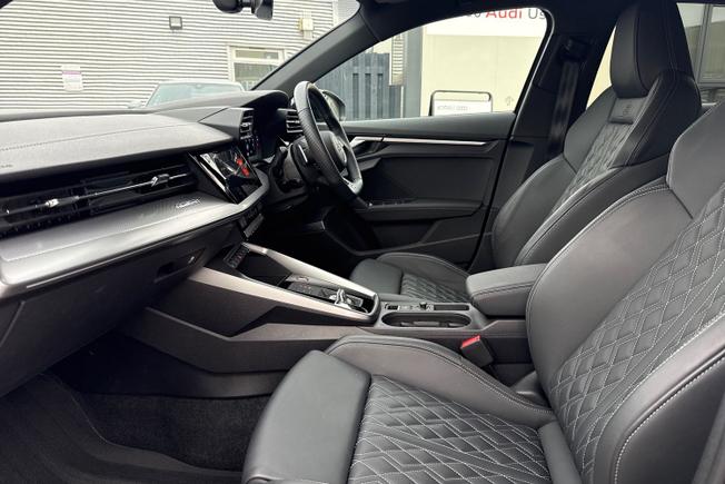 Audi S3 Photo 48