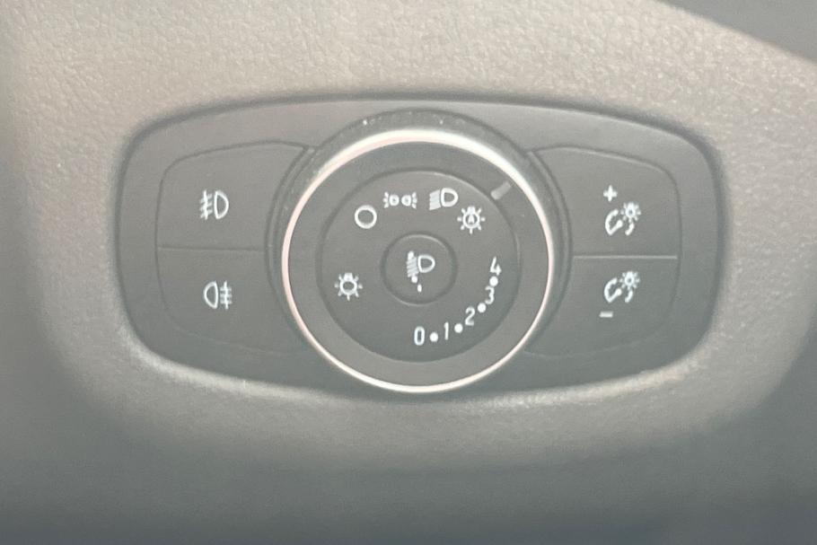 Used Ford TRANSIT CONNECT LO73YZX 32