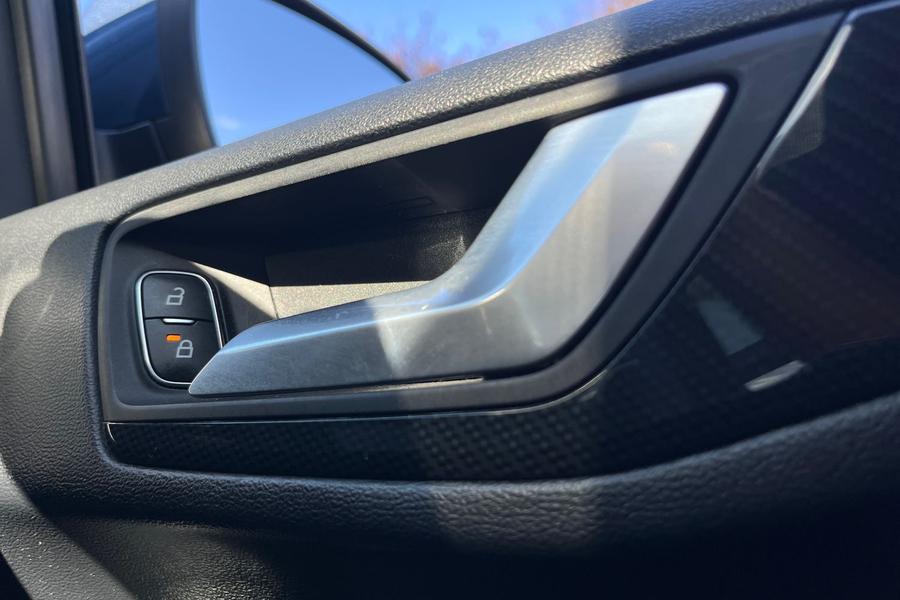 Ford Focus Photo autoimg-3bc7b1a8b8bdde873658c629c355aa8c4df58c72.jpg