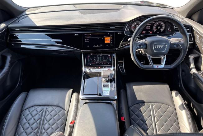 AUDI Sq8 Photo 10