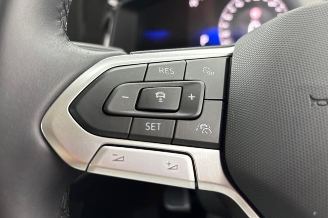 VOLKSWAGEN TAIGO Photo 16