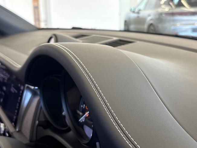 PORSCHE Macan Photo 38