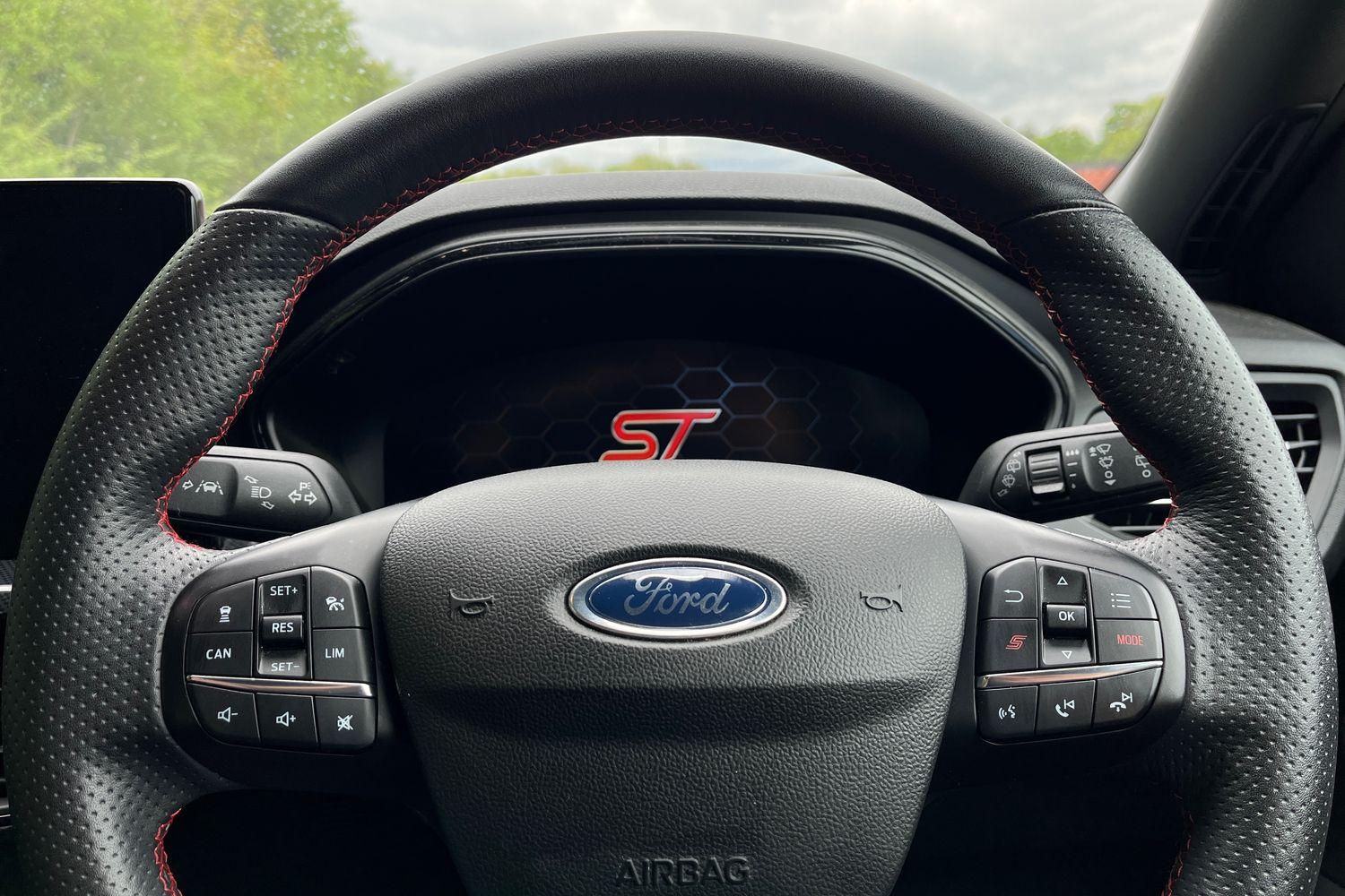 Ford Focus Photo 11
