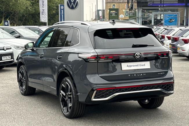 VOLKSWAGEN Tiguan Photo 38