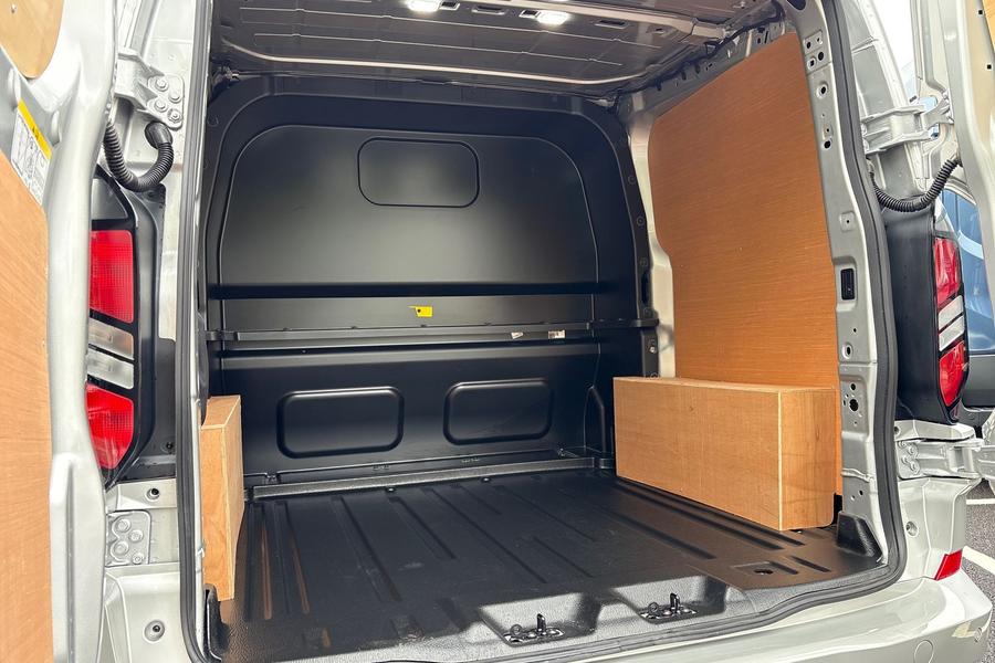 Ford TRANSIT CUSTOM Photo autoimg-3bddbb2ac8eea0e63e05b84b3b43c83332eb9615.jpg