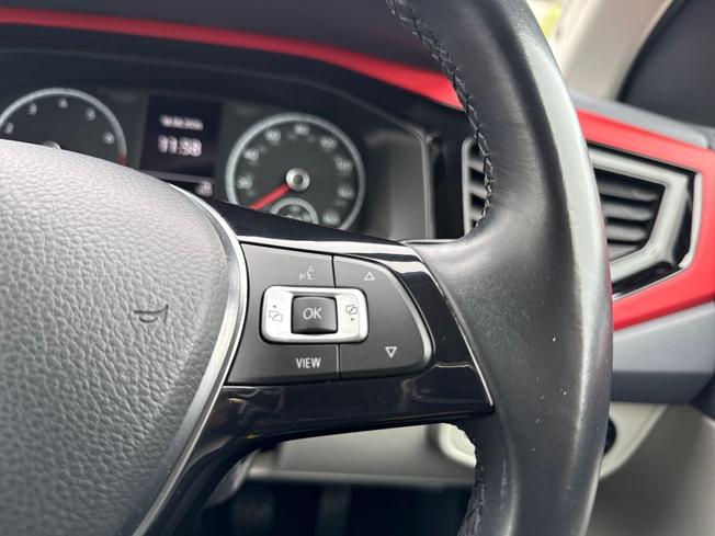 Volkswagen Polo Photo 17