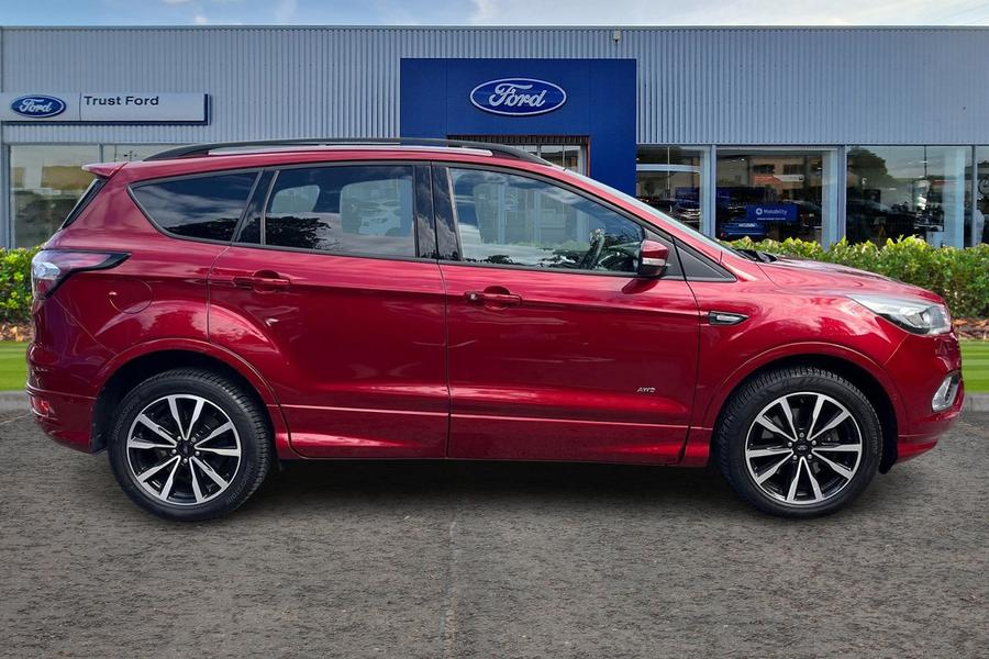 Ford Kuga Photo autoimg-3bdf2ae9e5463bea46c4216fa5e1d280d79a66e7.jpg