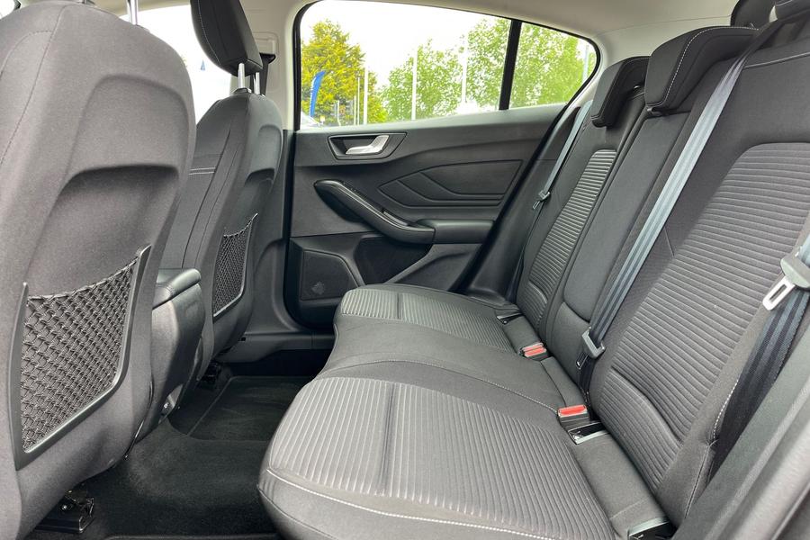 Ford FOCUS Photo autoimg-3be41c6f3c3d34ad0b6b9698bd5df52b1eba0b5d.jpg