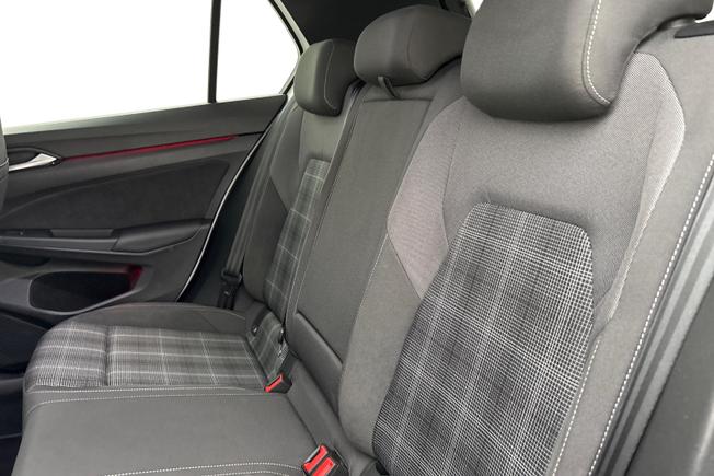 VOLKSWAGEN Golf Photo 9