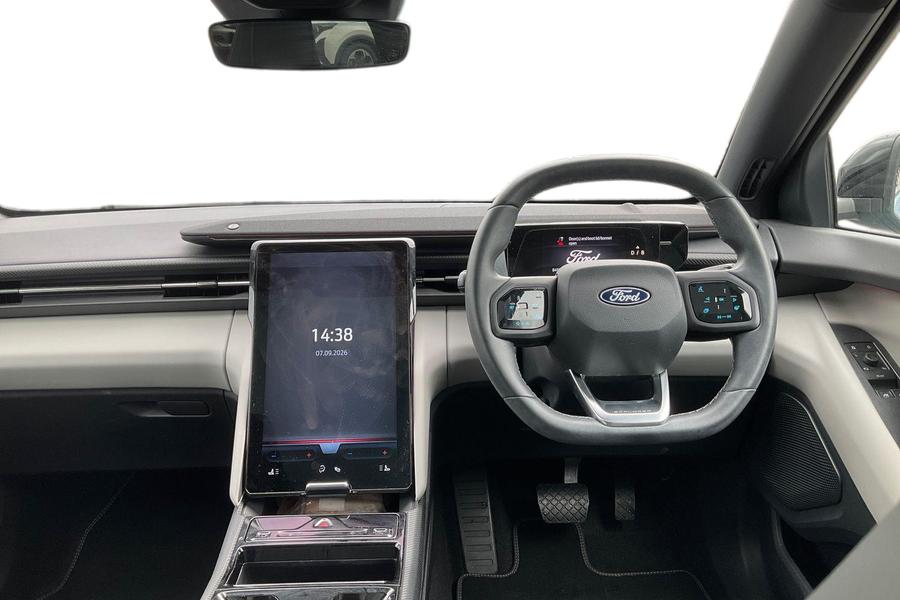 Ford Explorer Photo autoimg-3beaeaca653beb14b375f27682e75dbf25915ef8.jpg